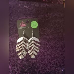 Paparazzi Shimmering Silver Leaf Earrings
